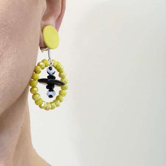 Ariela Ohrringe Ohrclips Creolen Mit Gelben Glasperlen
