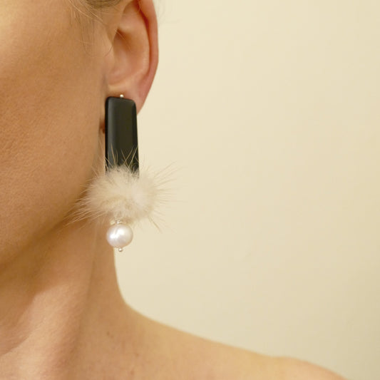 Onyx Ohrringe Ohrclips Versilbert Mit Fell Pelz Und Perle
