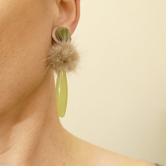Lang Ohrringe Ohrclips Vergoldetem Mit Grüne Apfel Jadestein Mit Fell-Pelz