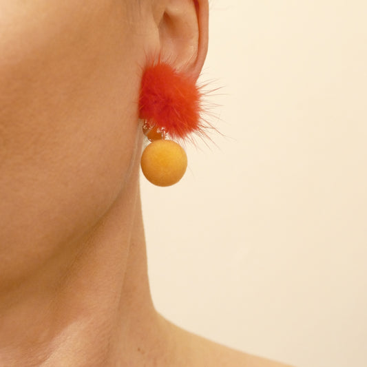 Ohrringe Fell-Pelz Ohrclips Versilbert Mit Rot, Beige Bommel Fell