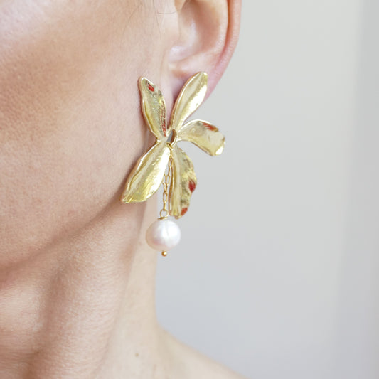 Liula Ohrringe Goldenen Blume mit Perle