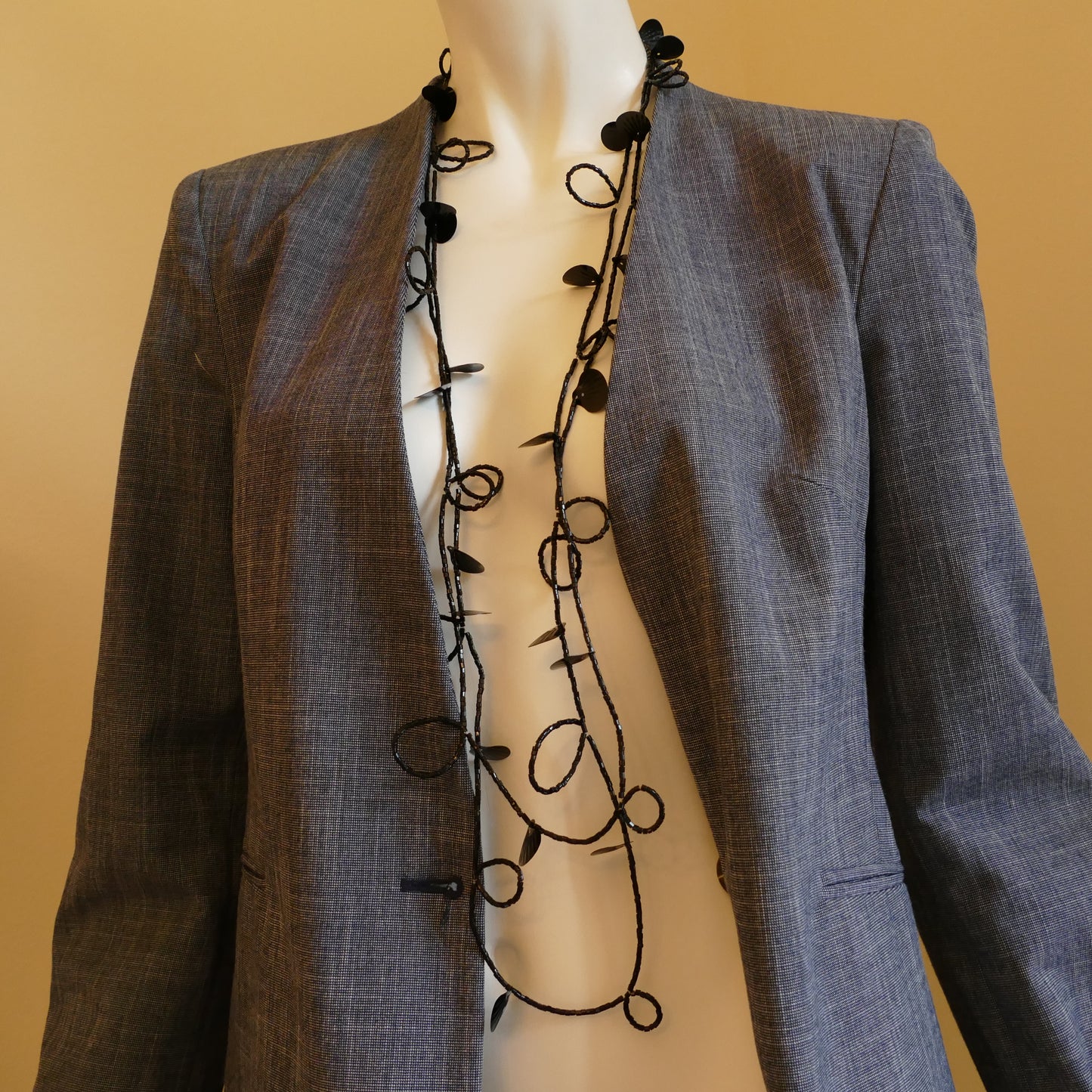 Schwarz Blätter Kette