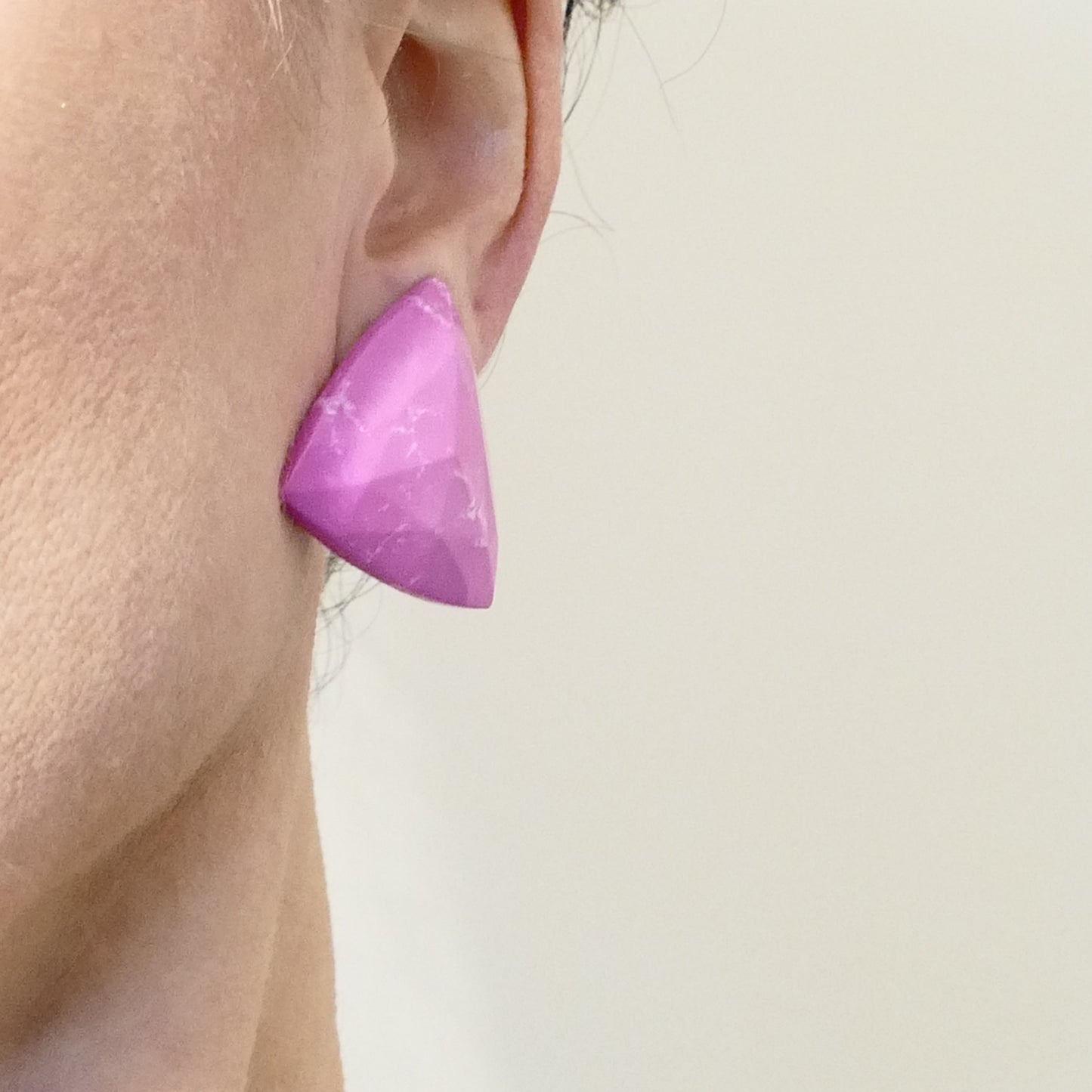 Pink Ohrclips Stein