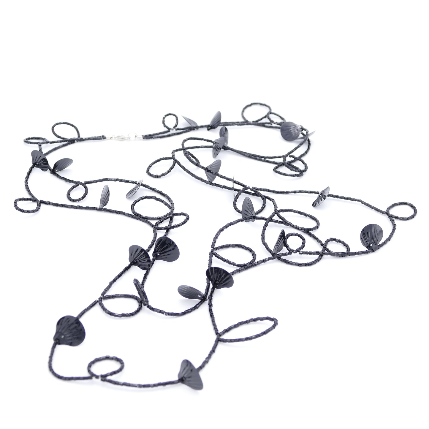 Schwarz Blätter Kette