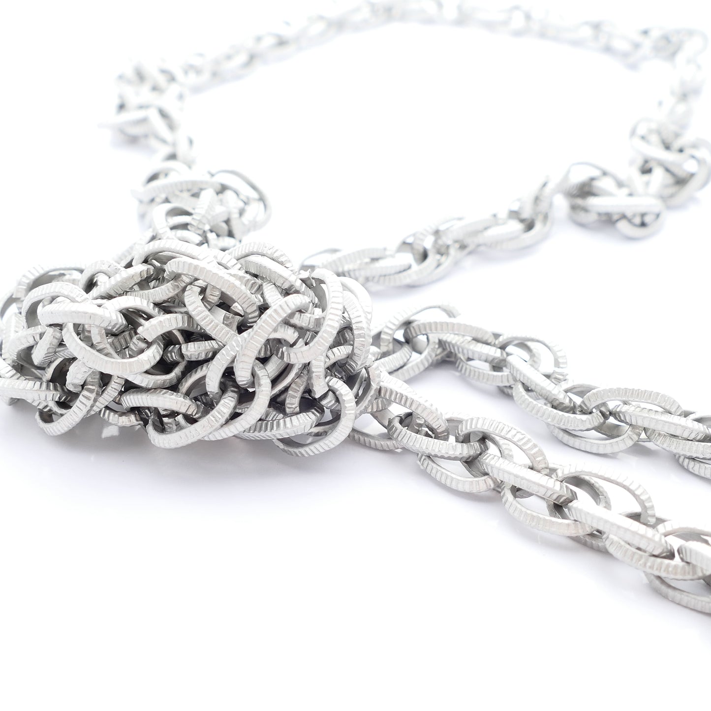 Lange Knoten Kette Aus Silber Matt