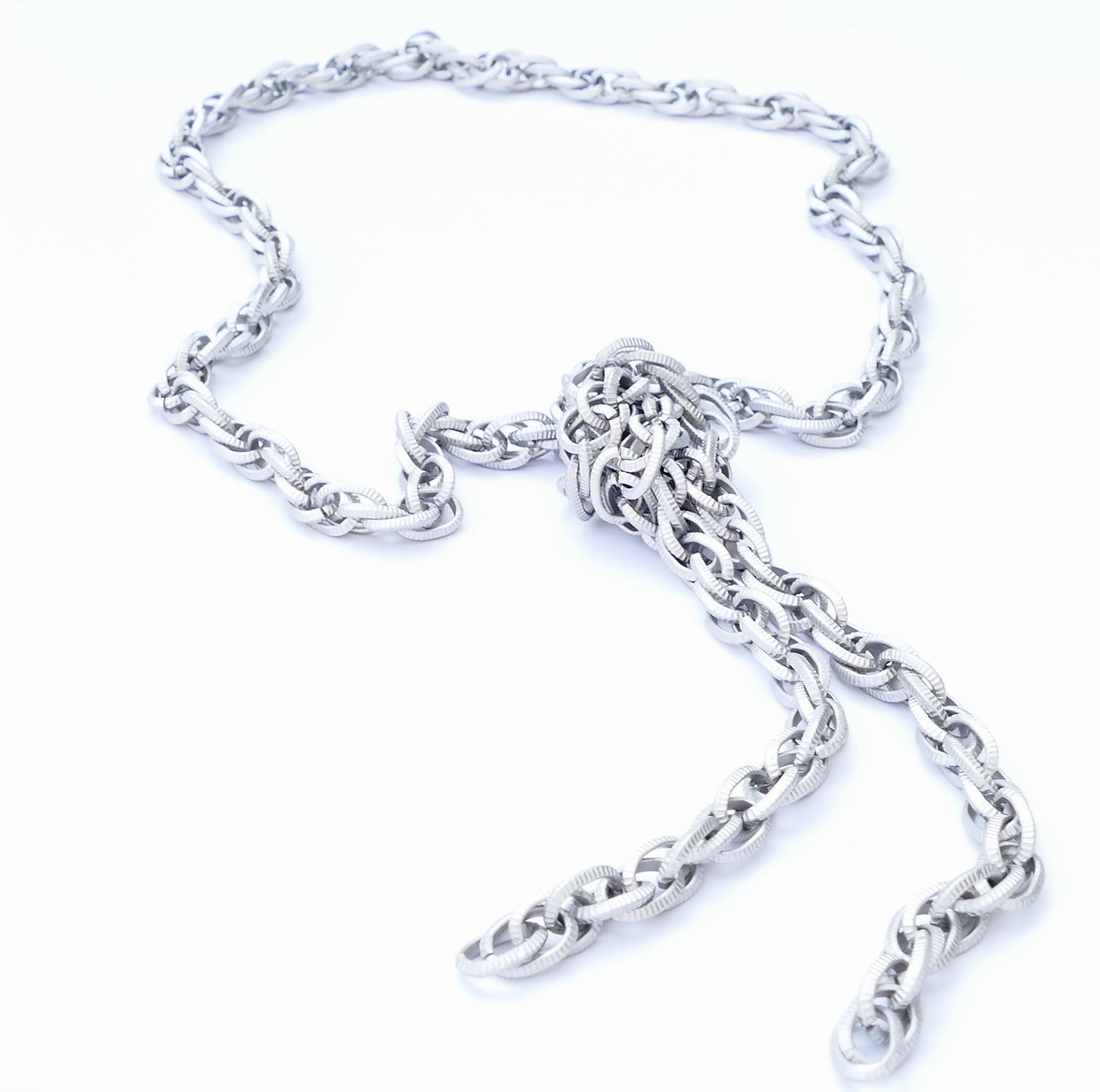 Lange Knoten Kette Aus Silber Matt