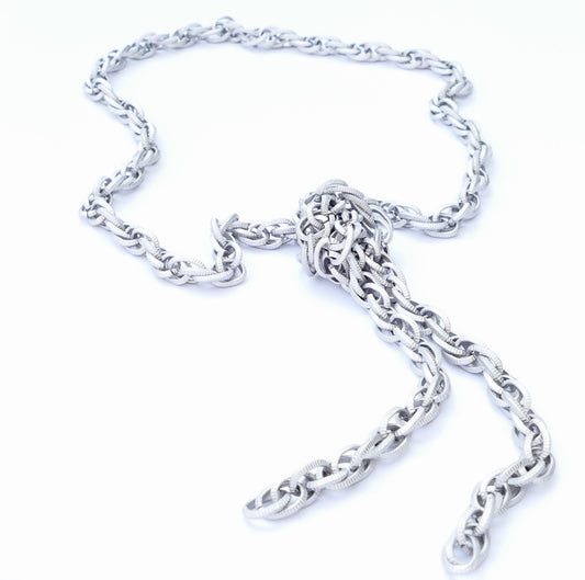 Lange Knoten Kette Aus Silber Matt