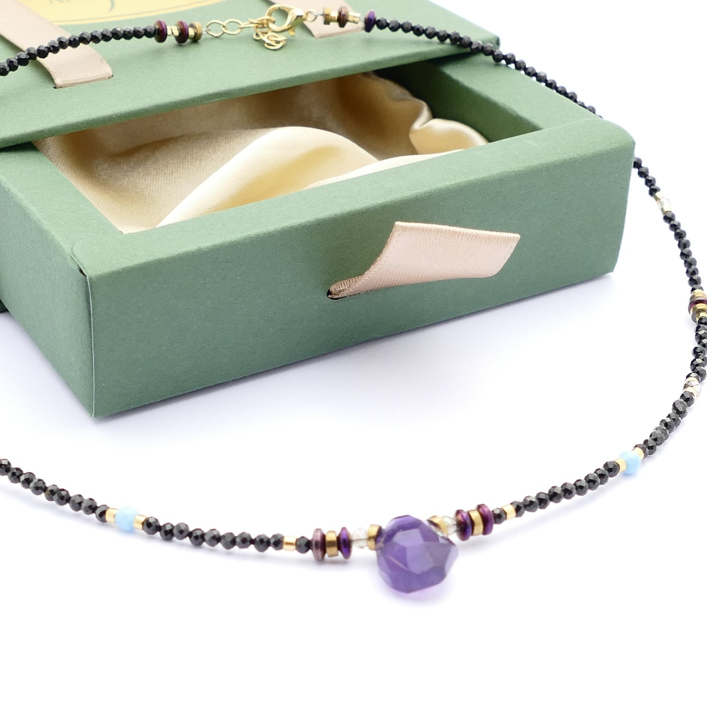 Mila Amethyst Kette Mit Schwarz Spinell Und Türkis Steinen