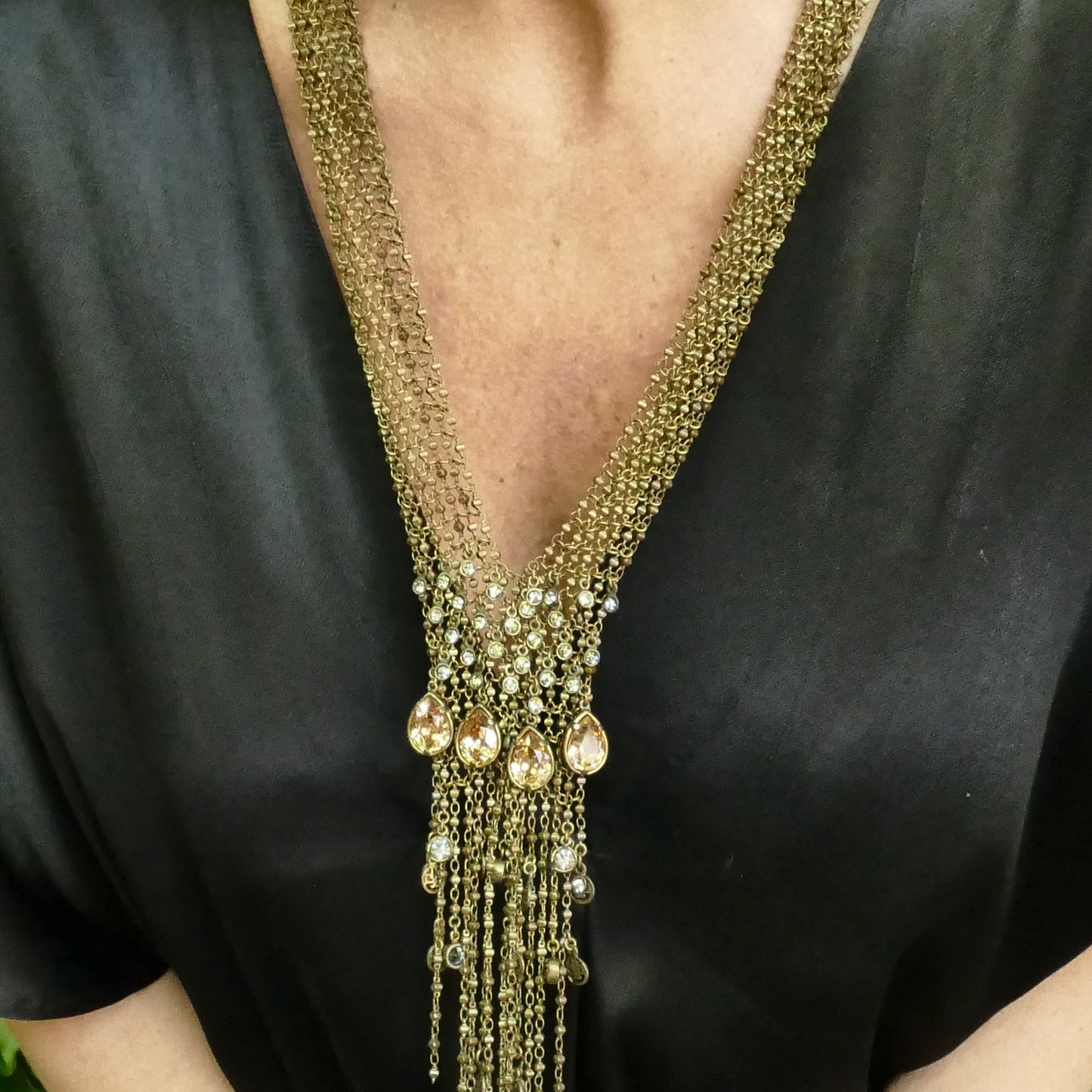 Jaandara Bronze Kette mit Swarovski Kristall