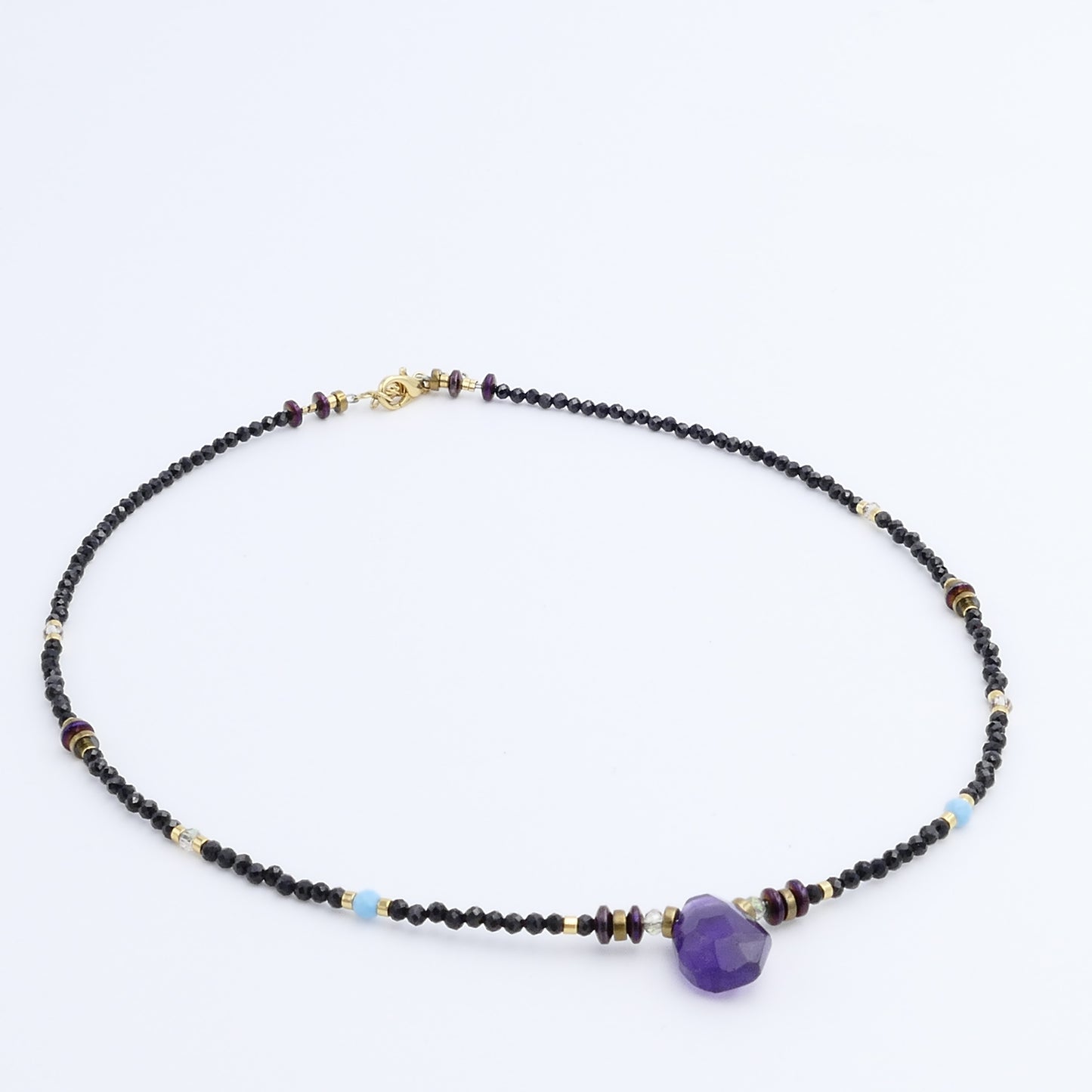 Mila Amethyst Kette Mit Schwarz Spinell Und Türkis Steinen