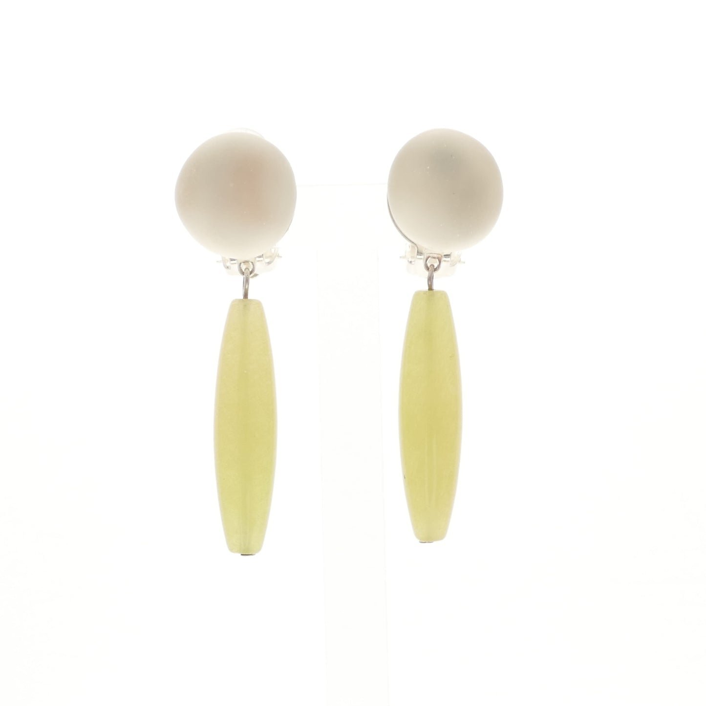 Vereda Ohrclips Versilbert Grün Olive Jade Stein Mit Klar Matt GLasperlen