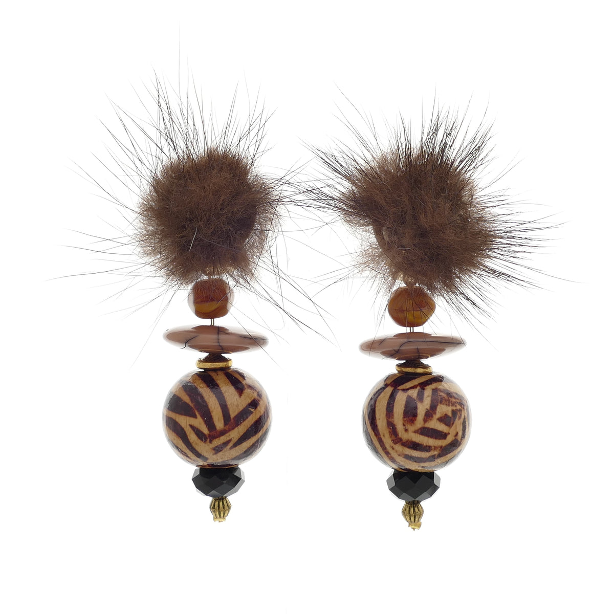 Statement Ohrclips Fell Pelz Bommel In Braun Farbe