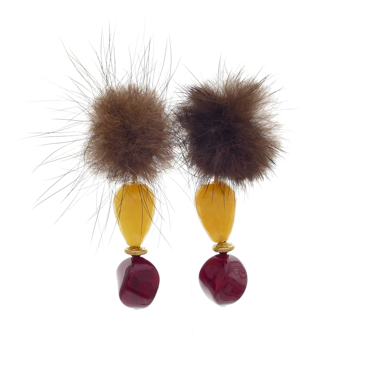 Petra Ohrclips in Braun Fell Pelz Mit Gelbe Jade Stein Und rot-Wein Perle