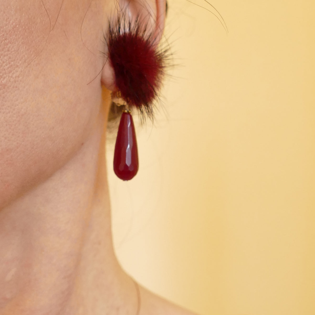 Rot Wein Fell Pelz Bommel Farbe Mit Versilbert Ohrclips Und Jade Stein