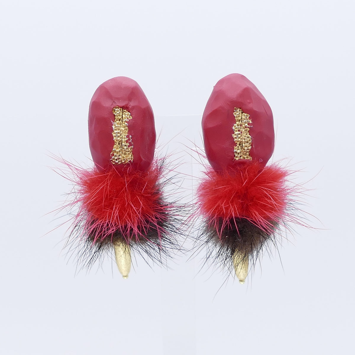 Orange Rot Ohrclips Mit Gold Vergoldete-Matt Und Braun Fell Pelz Bommel Und Rot Farbe