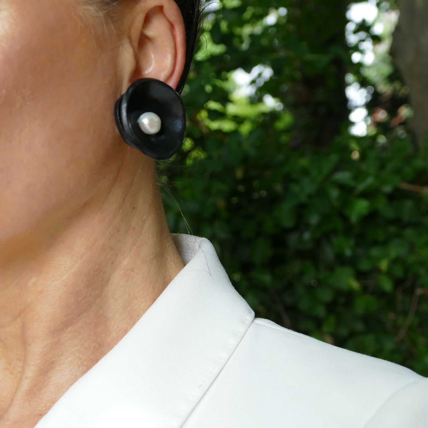 Delia Ohrclips Schwarz Mit Perle
